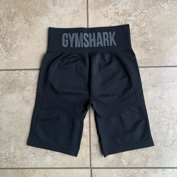 Gymshark Flex Black Cycle Biker Shorts - Picture 2 of 4